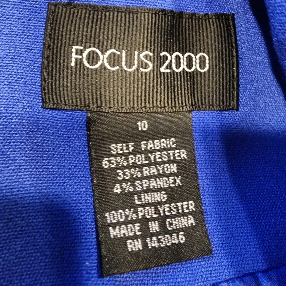 FOCUS 2000 COAT